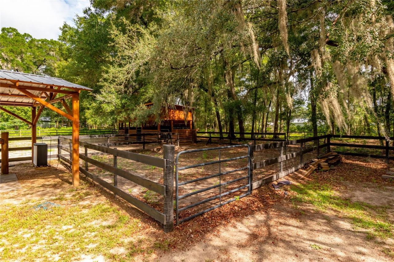 2735 NE 127th Place, Anthony, FL 32617 Photo