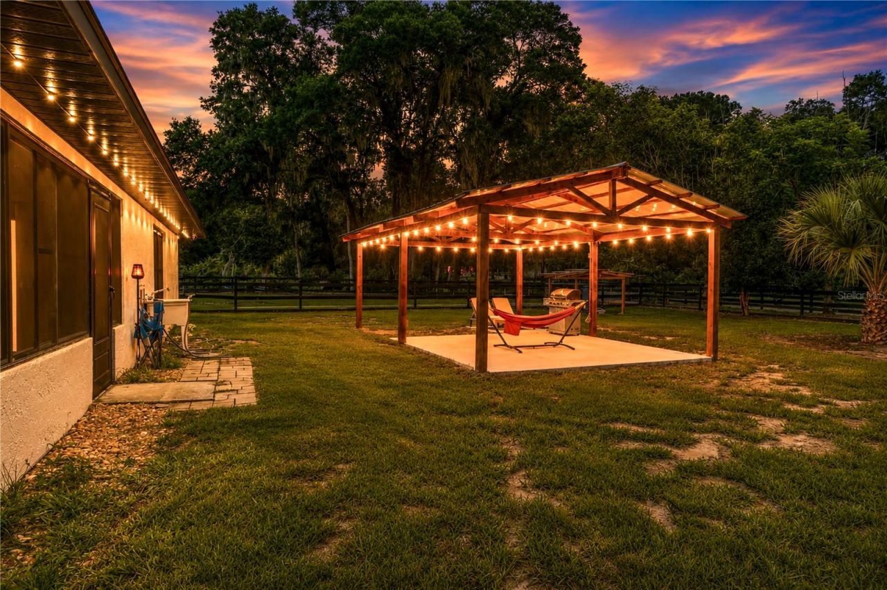2735 NE 127th Place, Anthony, FL 32617 Photo