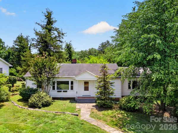 64 Second Street , Tryon, NC 28782
