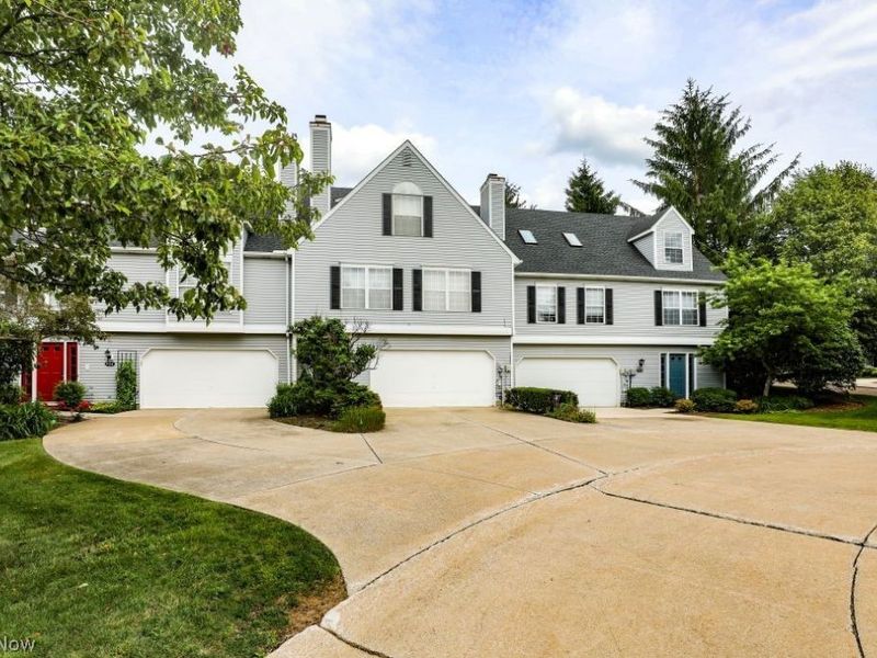 908 Bristol Lane, Streetsboro, OH 44241 Photo 4