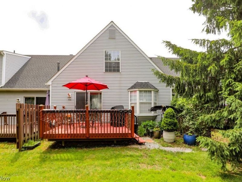908 Bristol Lane, Streetsboro, OH 44241 Photo 8