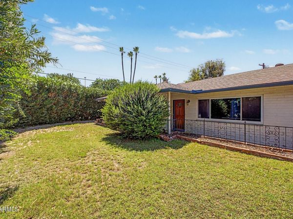 5125 E OSBORN Road, Phoenix, AZ 85018