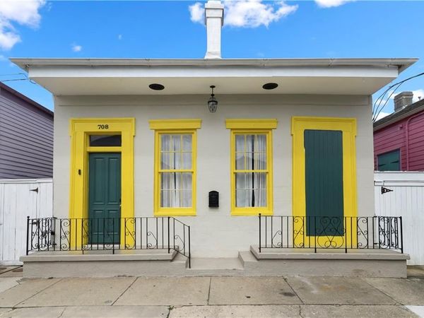708 MANDEVILLE Street , New Orleans, LA 70117
