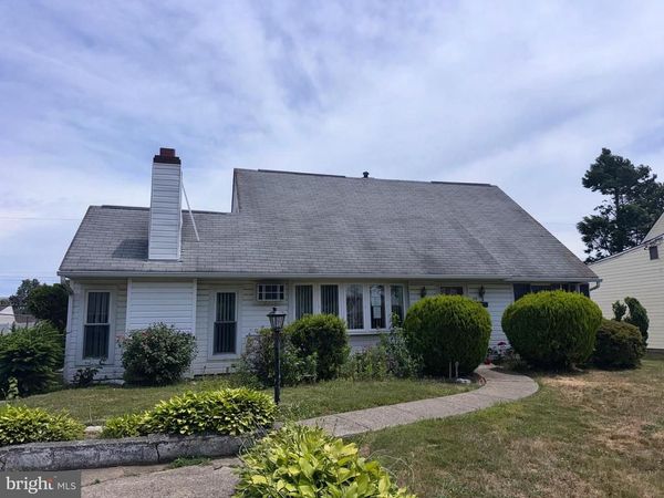 62 PLUMTREE ROAD, LEVITTOWN, PA 19056