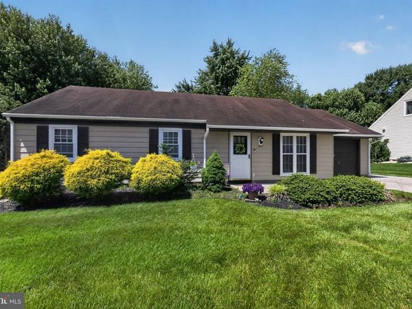 227 TENBY CHASE DRIVE, DELRAN, NJ 08075