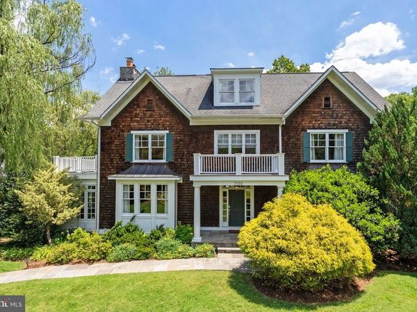 7032 WILSON LANE, BETHESDA, MD 20817
