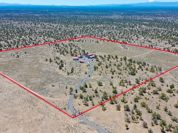 12213 SW Ranch Road, Powell Butte, OR 97753