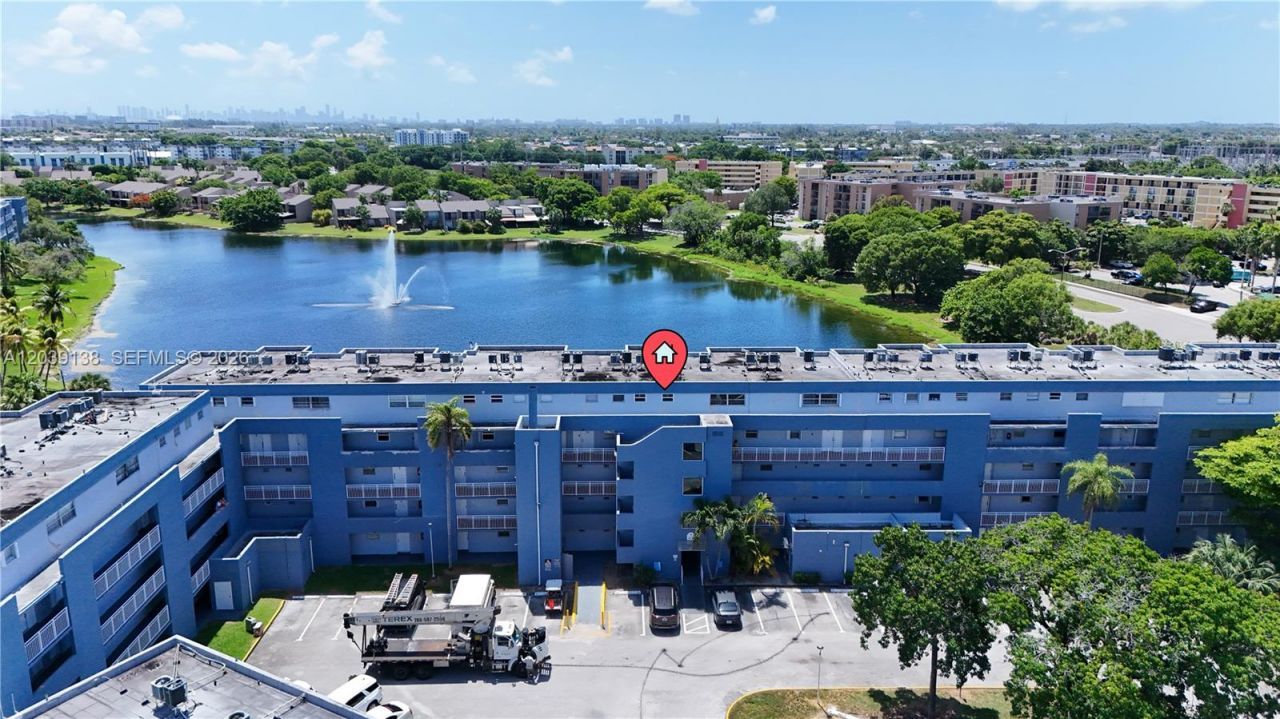 9351 Fontainebleau Blvd, Unit B415, Miami, FL 33172 Photo