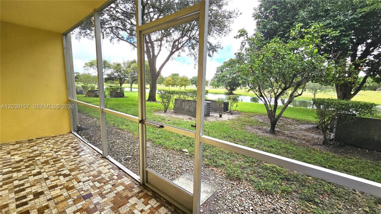 13155 SW 7th Ct, Unit 109E, Pembroke Pines, FL 33027 Photo