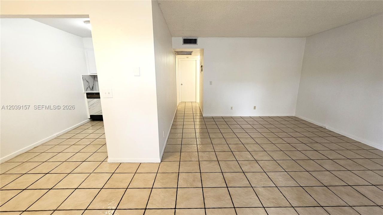 13155 SW 7th Ct, Unit 109E, Pembroke Pines, FL 33027 Photo