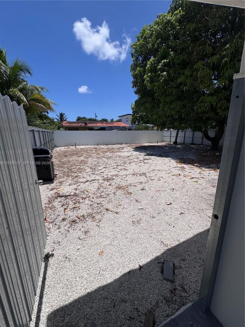850 NW 109th St , Unit 852, Miami, FL 33168 Photo