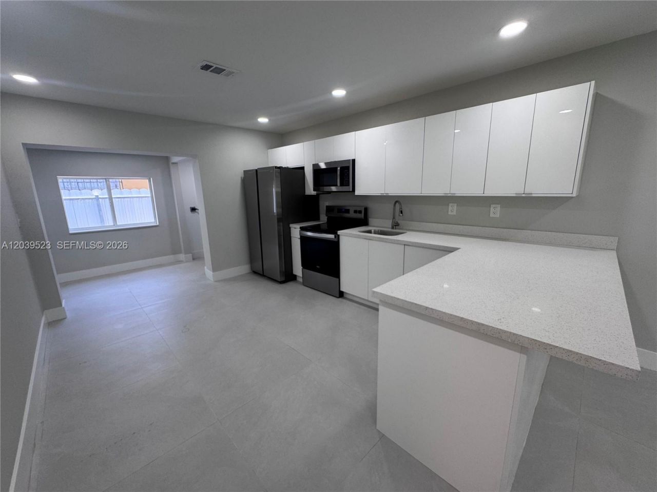 850 NW 109th St , Unit 852, Miami, FL 33168 Photo