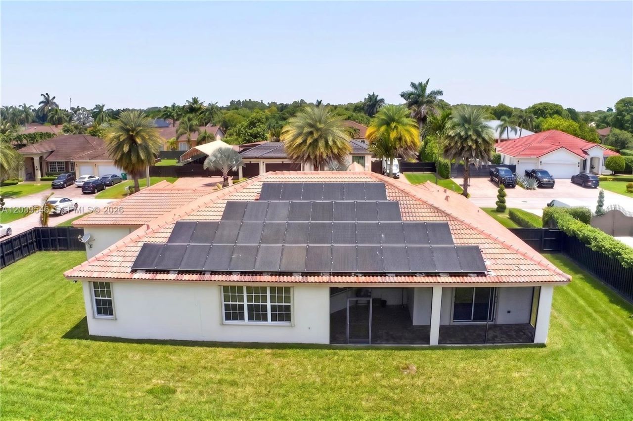 12922 SW 221 St, Miami, FL 33170 Photo