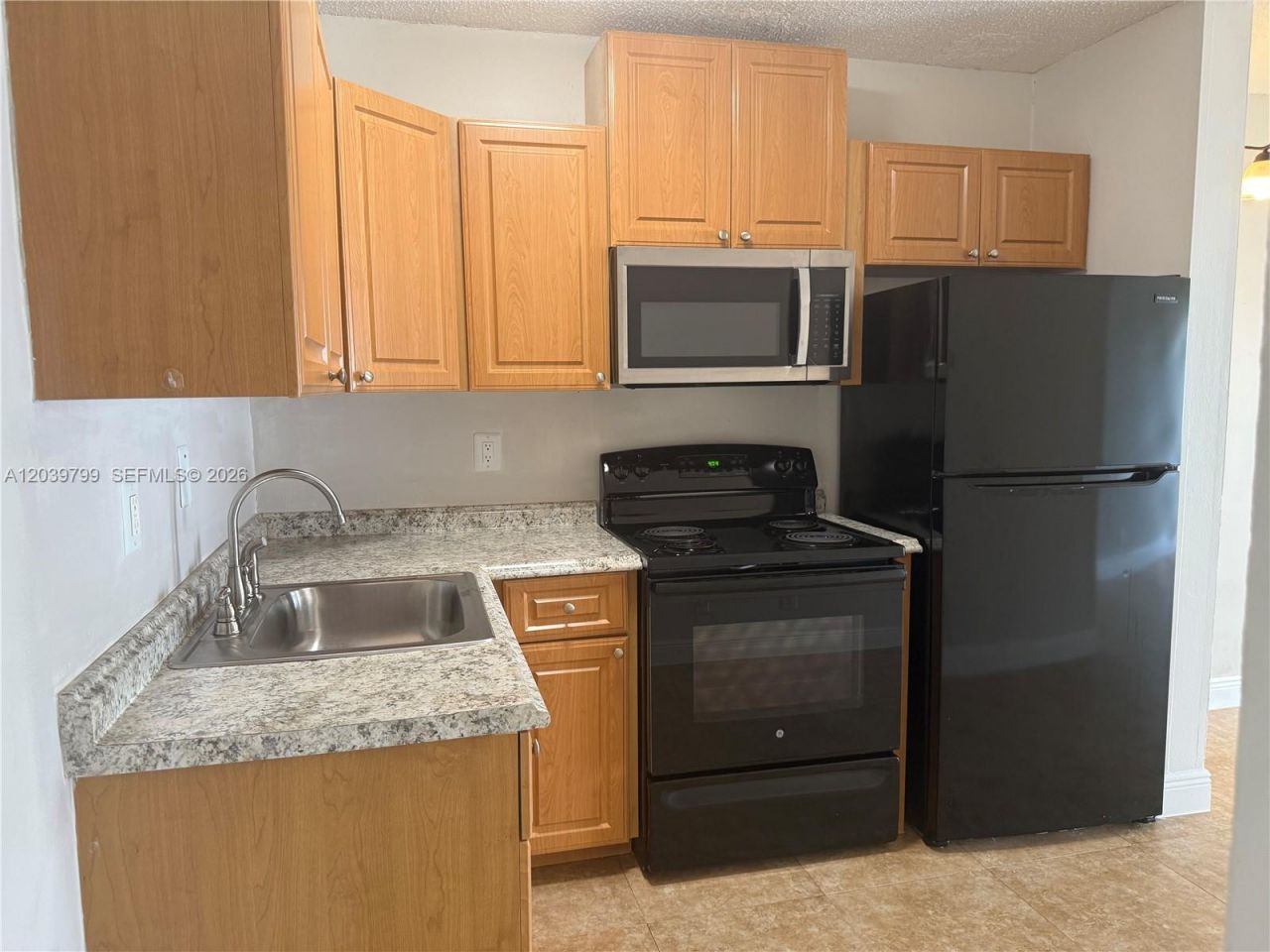 715 NE 2nd Ave , Unit 204, Fort Lauderdale, FL 33304 Photo