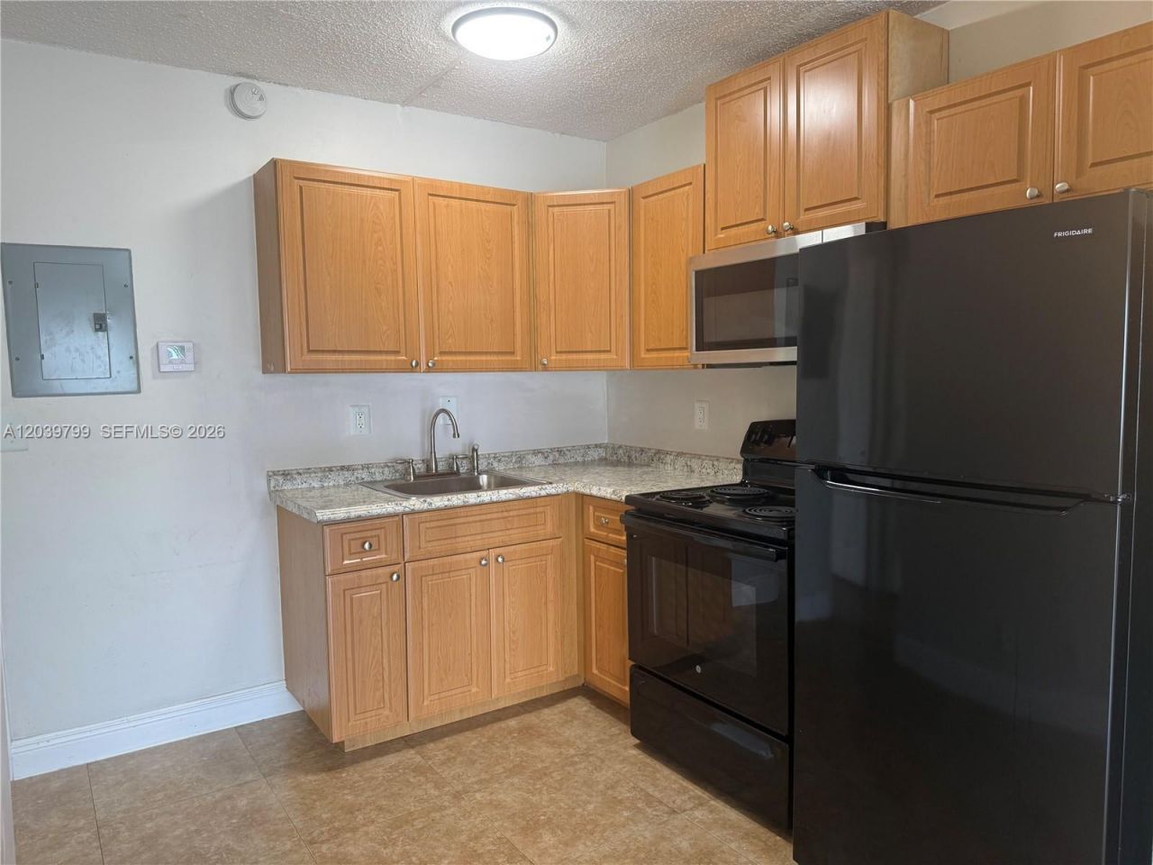 715 NE 2nd Ave , Unit 204, Fort Lauderdale, FL 33304 Photo
