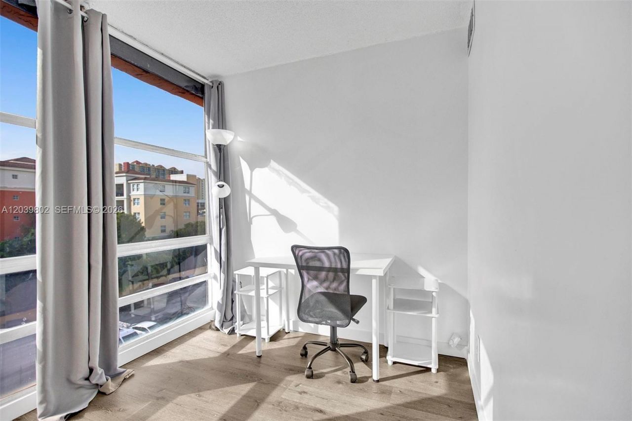 200 172nd St , Unit 514, Sunny Isles Beach, FL 33160 Photo