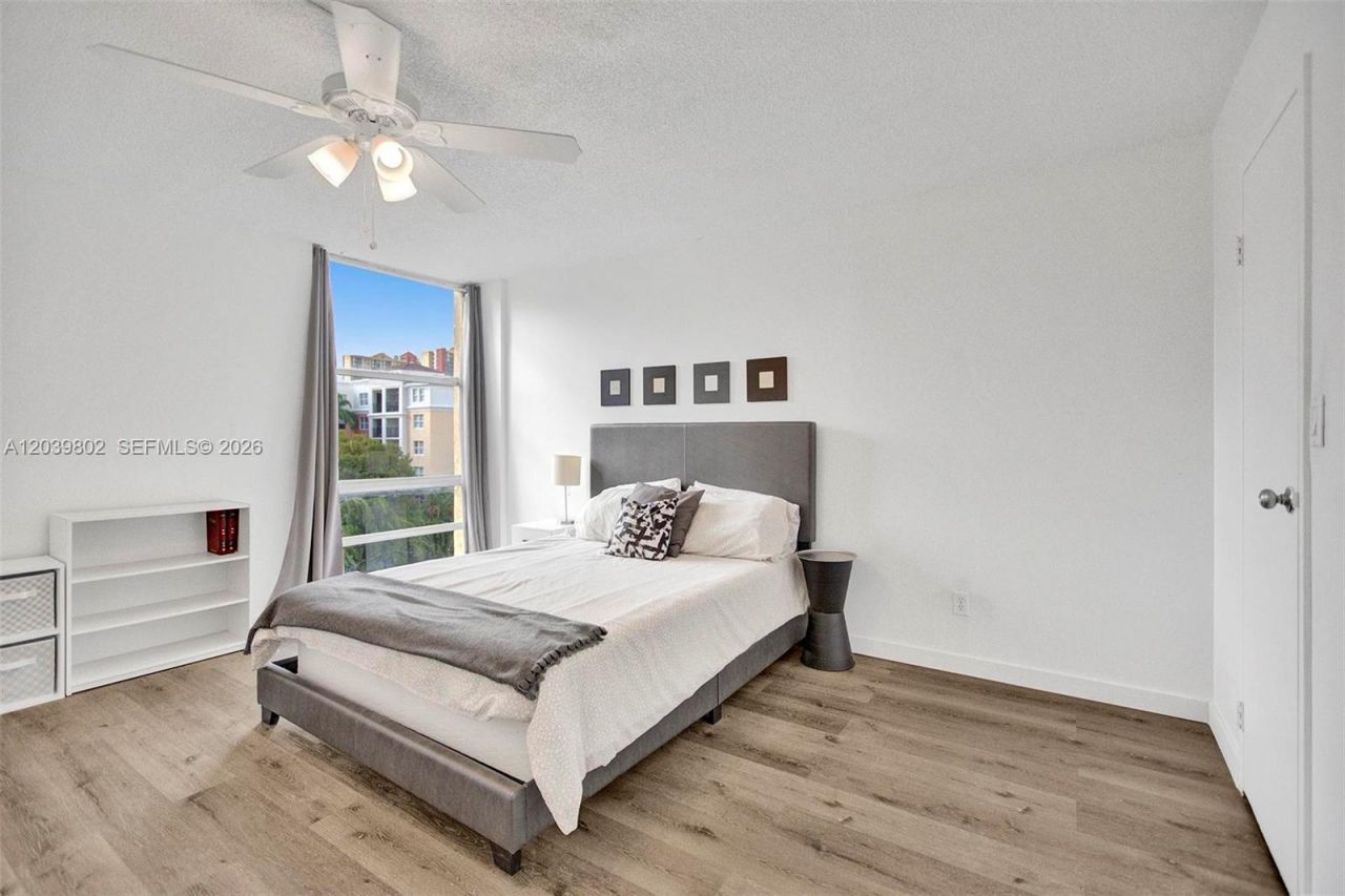 200 172nd St , Unit 514, Sunny Isles Beach, FL 33160 Photo