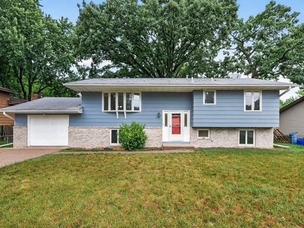 321 Hugo Street NE, Fridley, MN 55432
