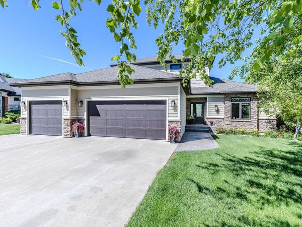 1020 Brooks North Lane , Okoboji, IA 51355