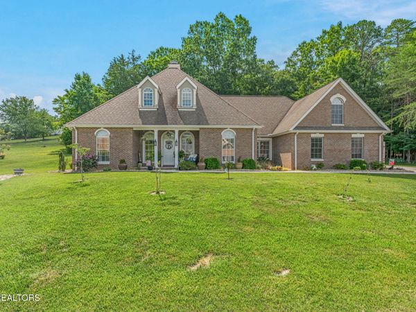 159 Bradford Village Way, Kingston, TN 37763