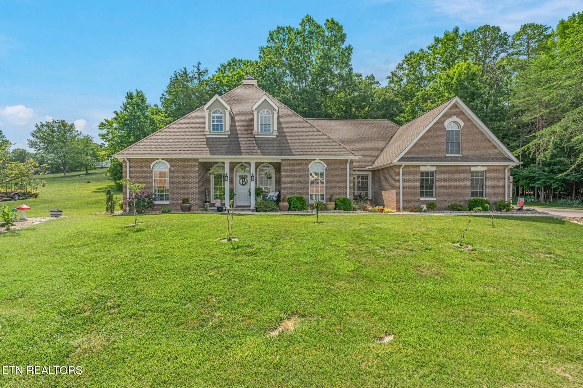 159 Bradford Village Way, Kingston, TN 37763 Main Photo
