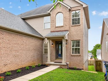925 Winding Oak Trail, Lexington, KY 40511