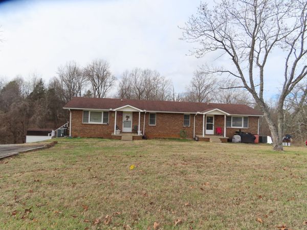 2690 Highway 48 , Clarksville, TN 37040