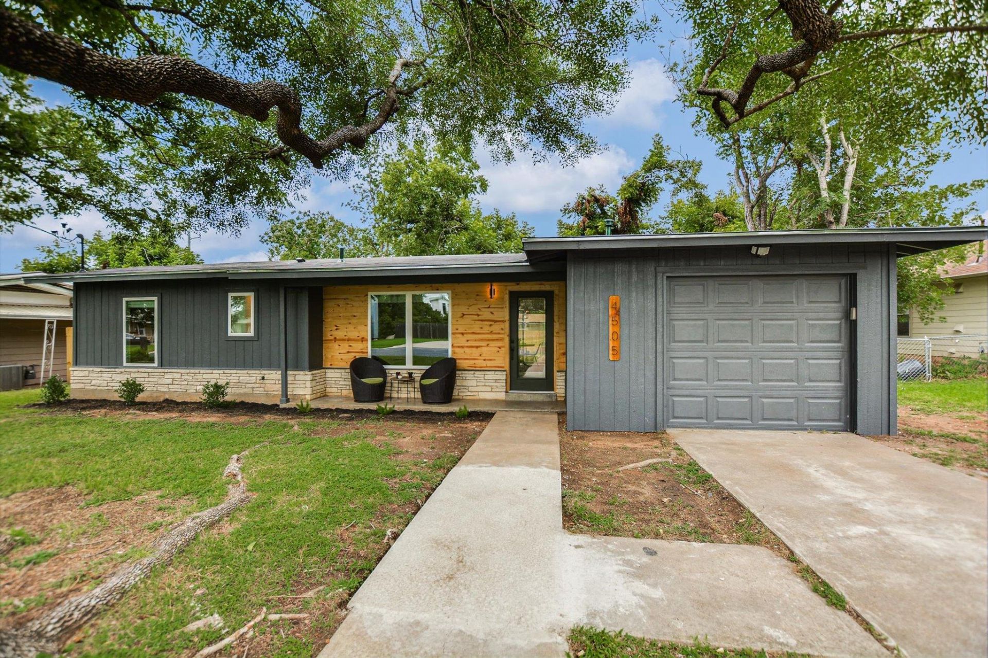 4505 Kitty Ave, Austin, TX 78721 Main Photo