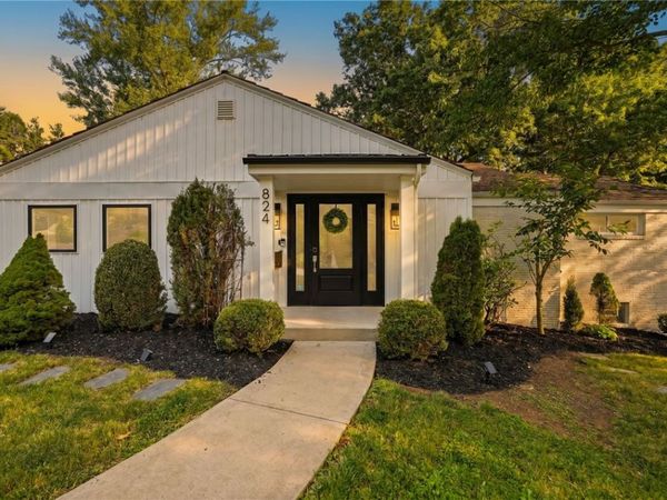 824 Foxland Drive, Pittsburgh, PA 15243