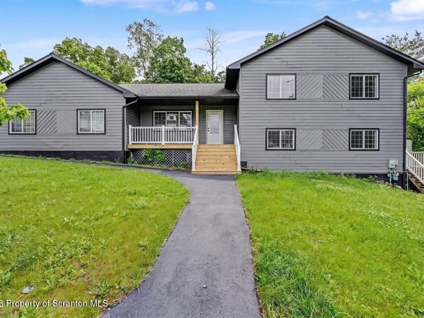 218 Ashmore Avenue, Clarks Green, PA 18411