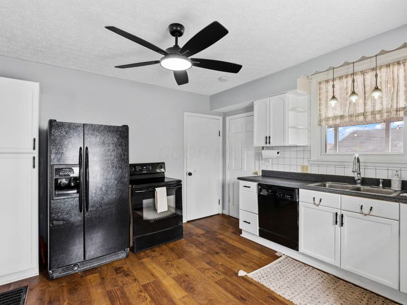 440 Long Street, Ashville, OH 43103 Photo 14