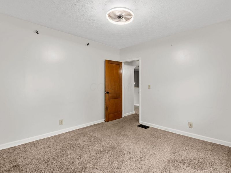 440 Long Street, Ashville, OH 43103 Photo 26