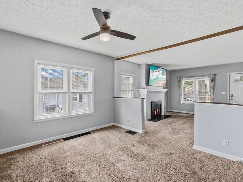 440 Long Street, Ashville, OH 43103 Photo 7