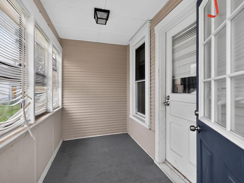 411 Josephine Avenue, Columbus, OH 43204 Photo 6