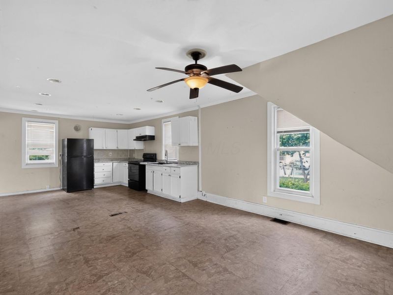 411 Josephine Avenue, Columbus, OH 43204 Photo 9