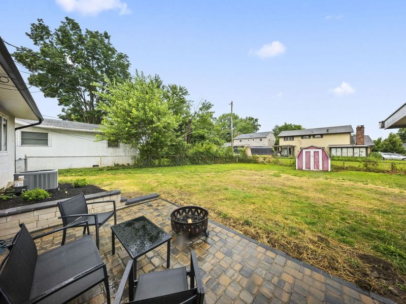 5769 Sandalwood Boulevard, Columbus, OH 43229 Photo 25