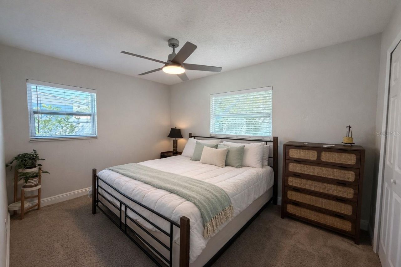 3748 Manatee Drive Se, Saint Petersburg, FL 33705 Photo