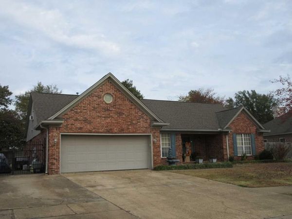 1203 Colonial Drive, West Memphis, AR 72301