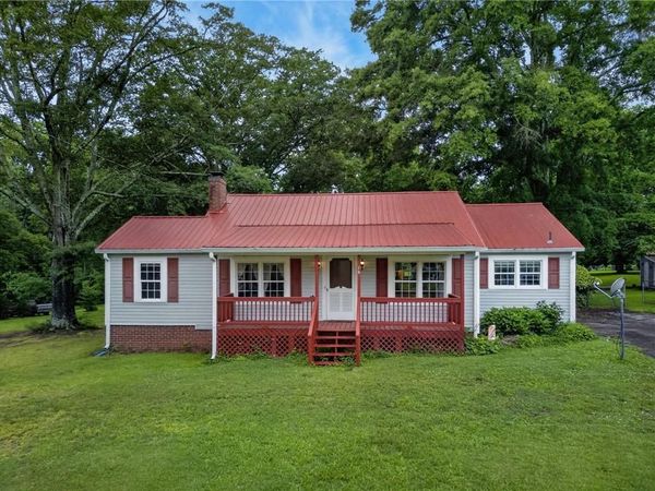 16 Garrett Avenue , Bremen, GA 30110