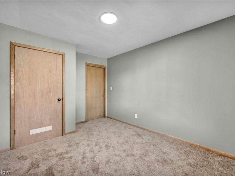 10910 Edgepark Drive, Garfield Heights, OH 44125 Photo 27
