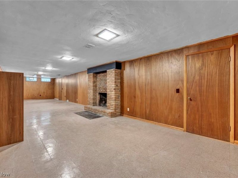 10910 Edgepark Drive, Garfield Heights, OH 44125 Photo 36