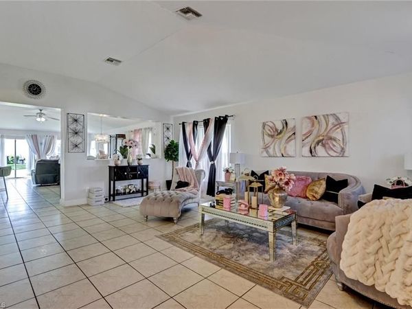 18330 Beauty Berry CT, LEHIGH ACRES, FL 33972