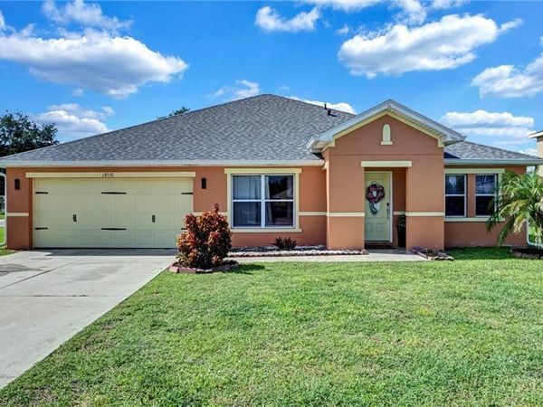 18330 Beauty Berry CT , LEHIGH ACRES, FL 33972