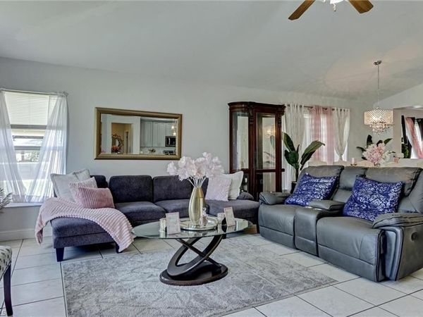 18330 Beauty Berry CT, LEHIGH ACRES, FL 33972
