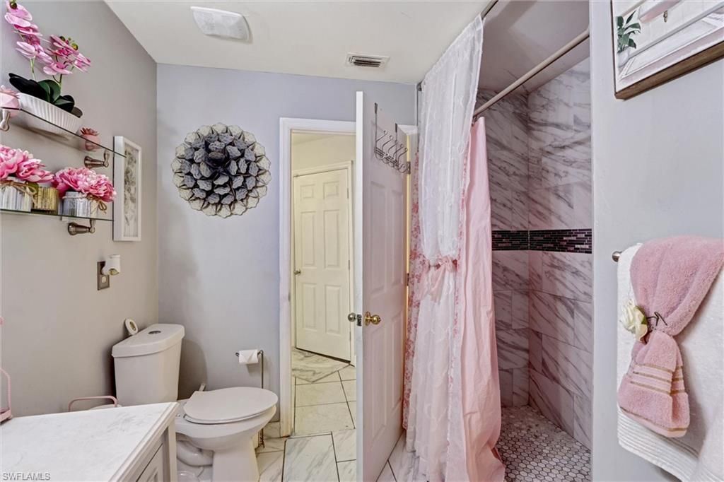 18330 Beauty Berry Ct, Lehigh Acres, FL 33972 Photo