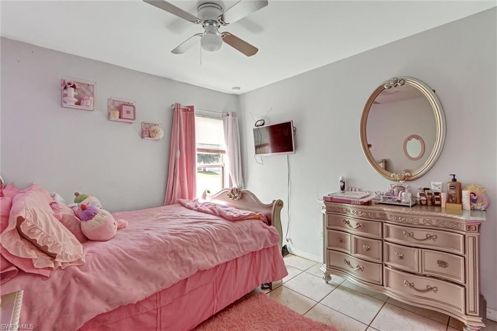 18330 Beauty Berry Ct, Lehigh Acres, FL 33972 Photo
