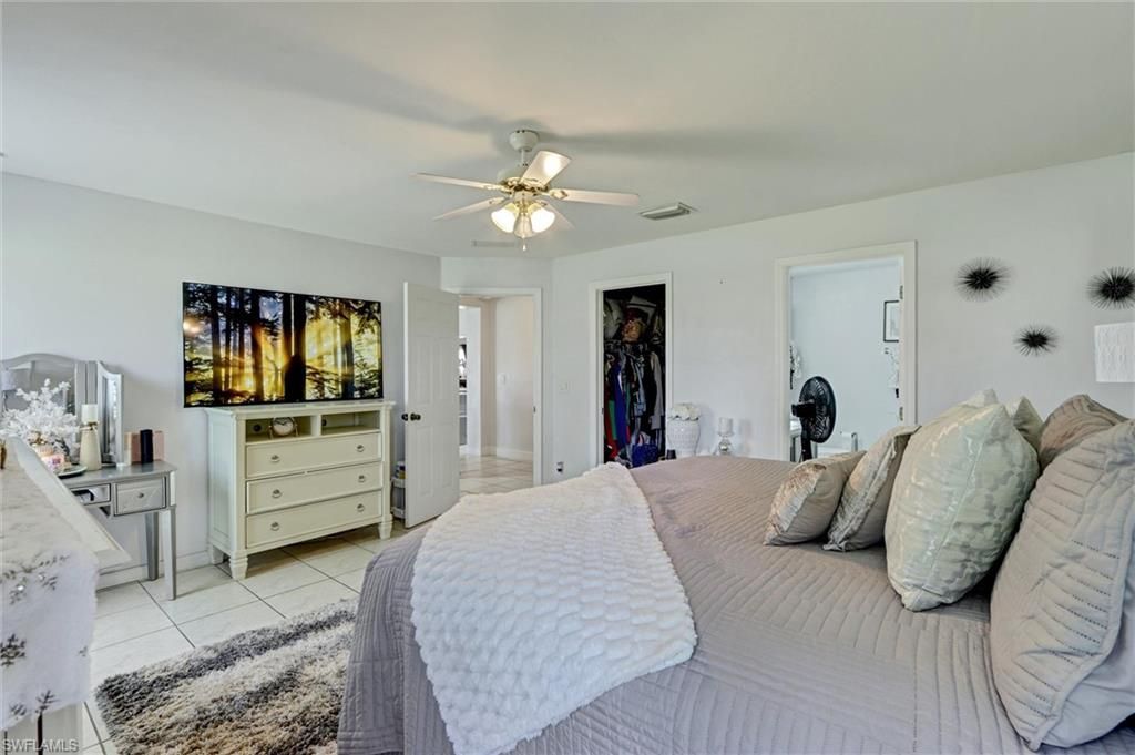 18330 Beauty Berry Ct, Lehigh Acres, FL 33972 Photo