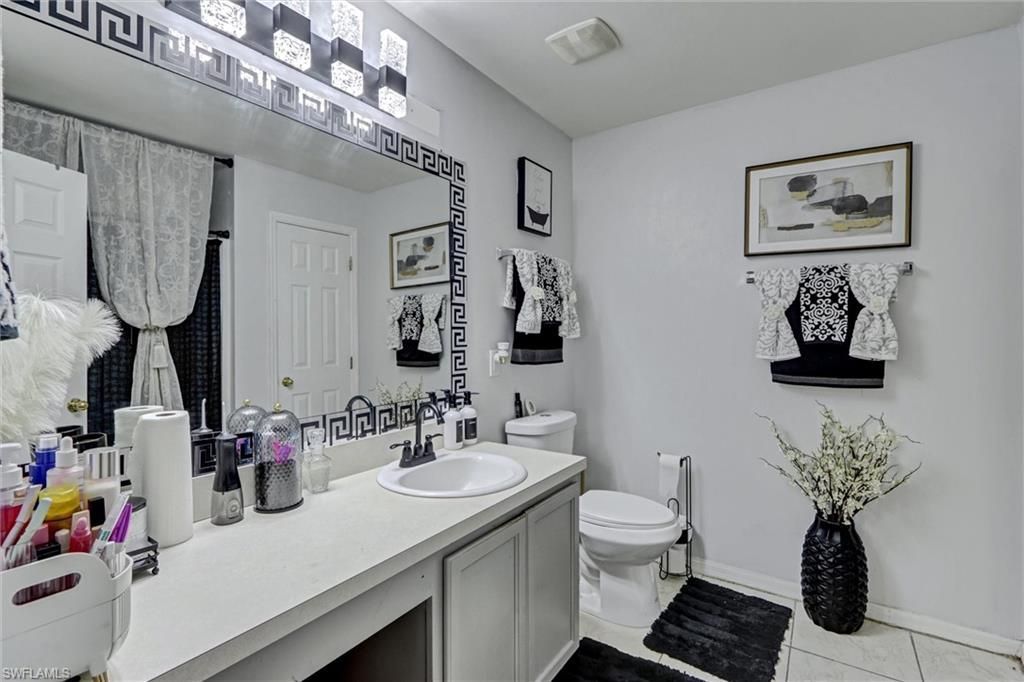 18330 Beauty Berry Ct, Lehigh Acres, FL 33972 Photo