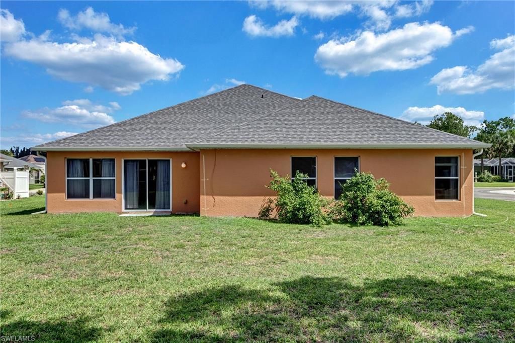18330 Beauty Berry Ct, Lehigh Acres, FL 33972 Photo