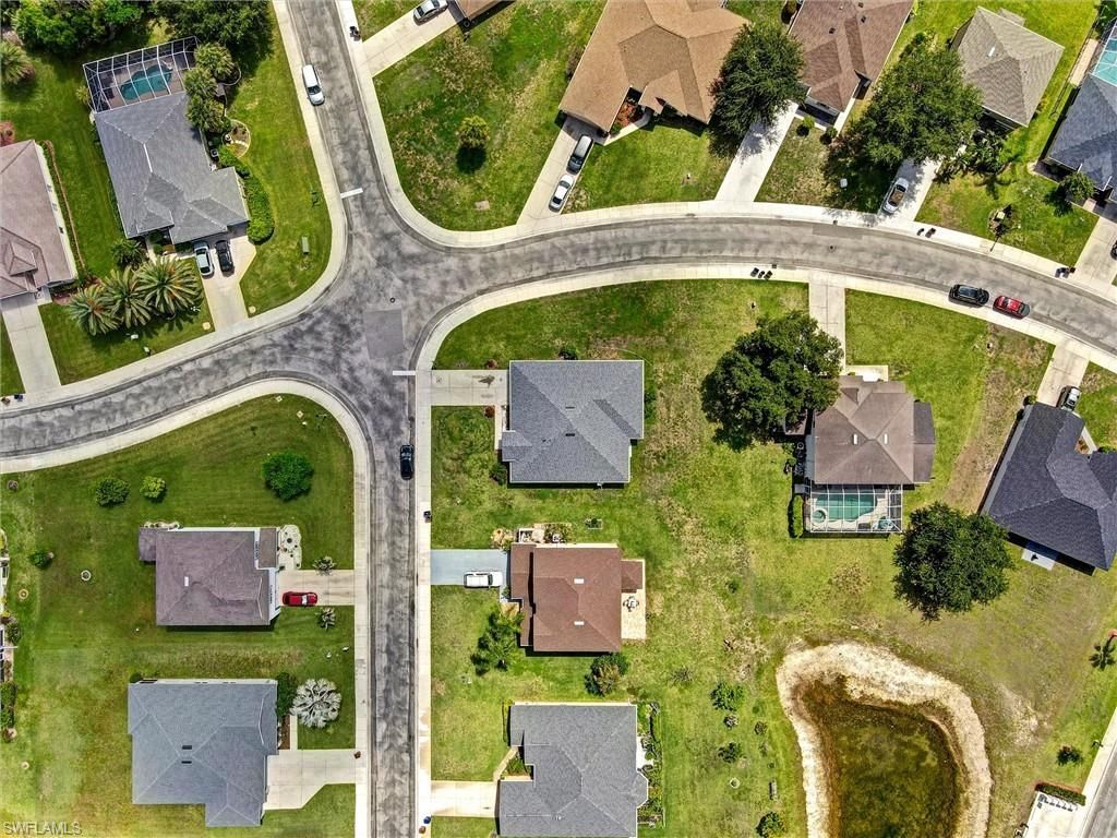 18330 Beauty Berry Ct, Lehigh Acres, FL 33972 Photo
